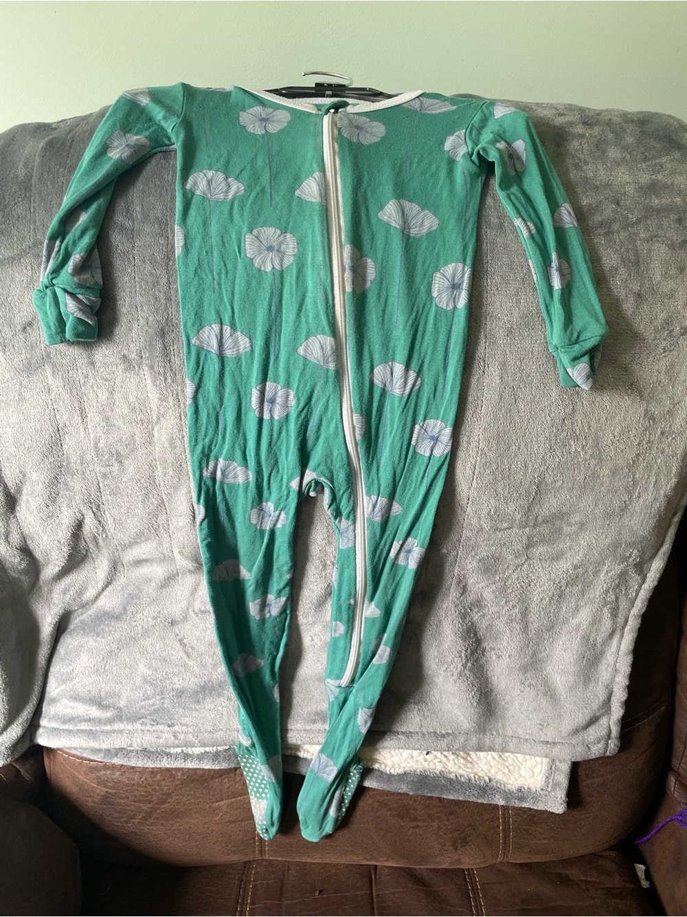 Kickee Pants Teal Green Floral Zip Footed Pajamas Sz 12/18mths